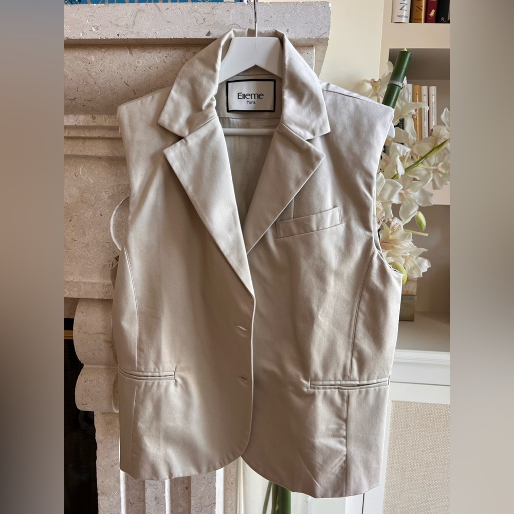 Beautiful Elleme Beige Vest – Brand New